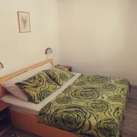 Ani فيلا لوكا